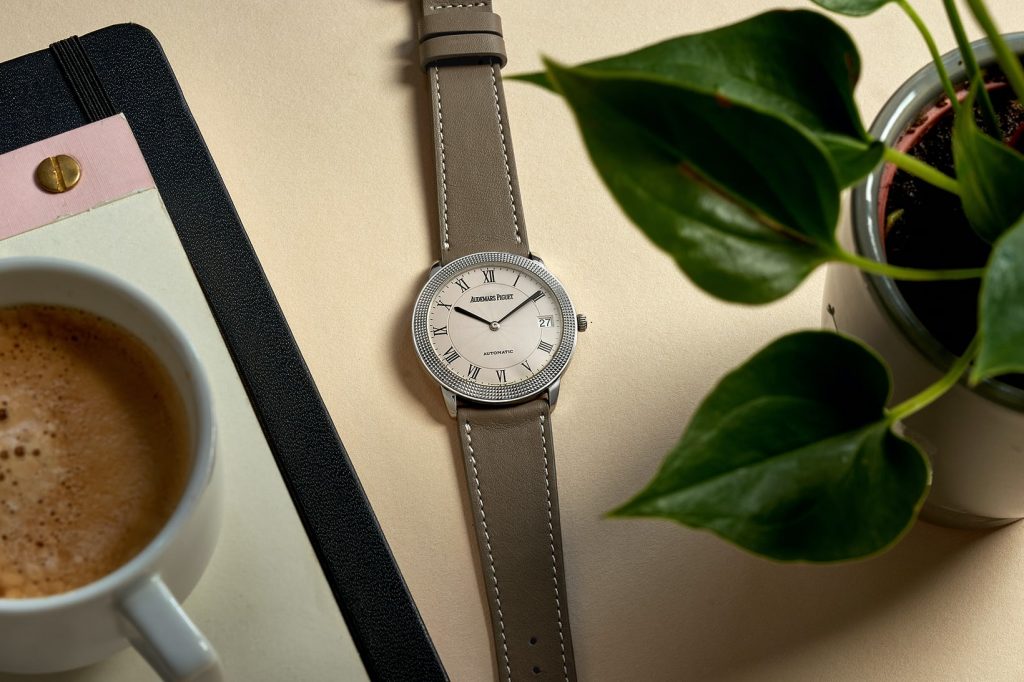 1990s Perfect UK Fake Audemars Piguet Ref. 15096 Limited Edition In Stainless Steel